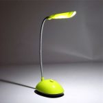 چراغ مطالعه باتری خور مینی تاشو