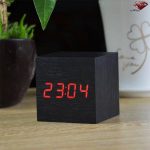 ساعت هوشمند طرح چوب مکعب