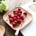 بشقاب مربع چوبی