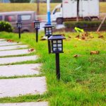 چراغ خورشیدی پنجره ای کوچک